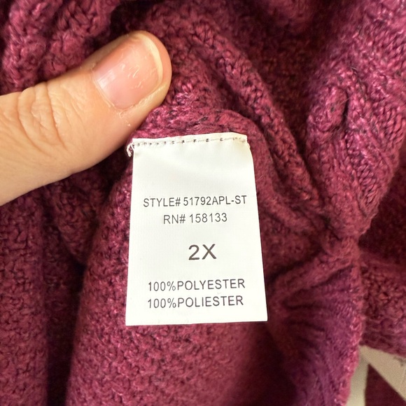 Pink Clover Berry Knit Sweater - Picture 4 of 5